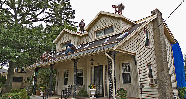 Best Emergency Roof Repair  in Holmen, WI